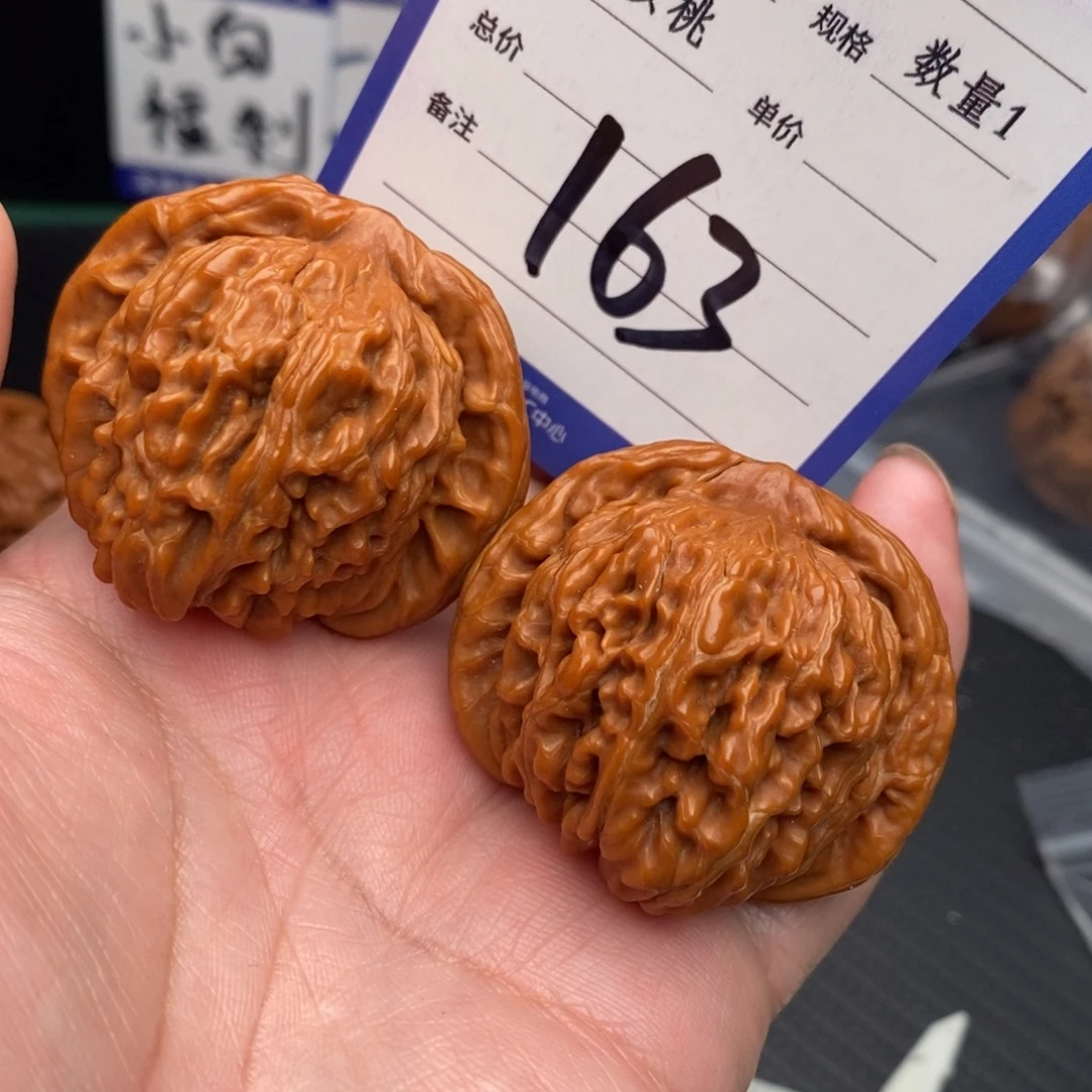 桃核把件四座楼43mo