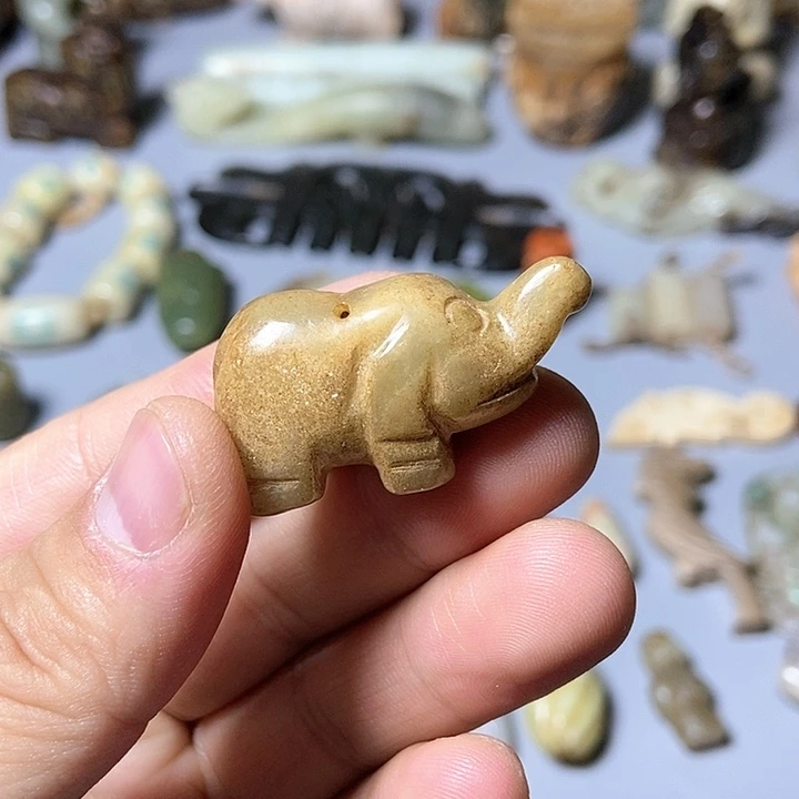 和田玉未镶嵌颈饰23