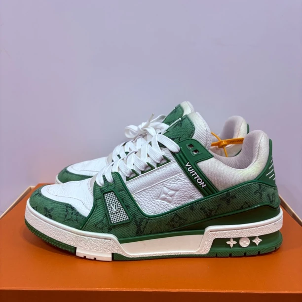 95新 LouisVuitton/路易威登 41码 LV trainer 白绿牛仔 板鞋