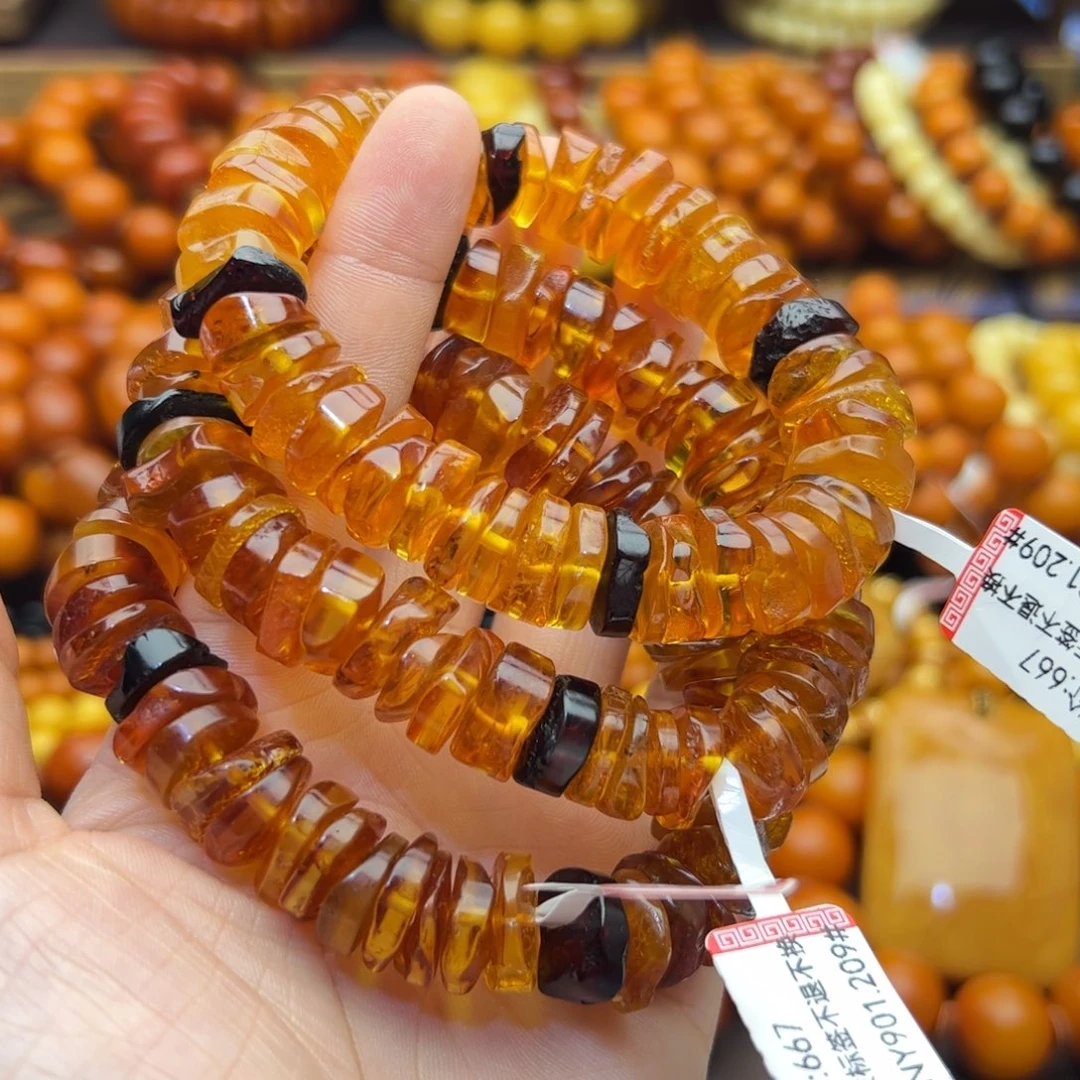 琥珀未镶嵌珠宝奇石多样性发其一
