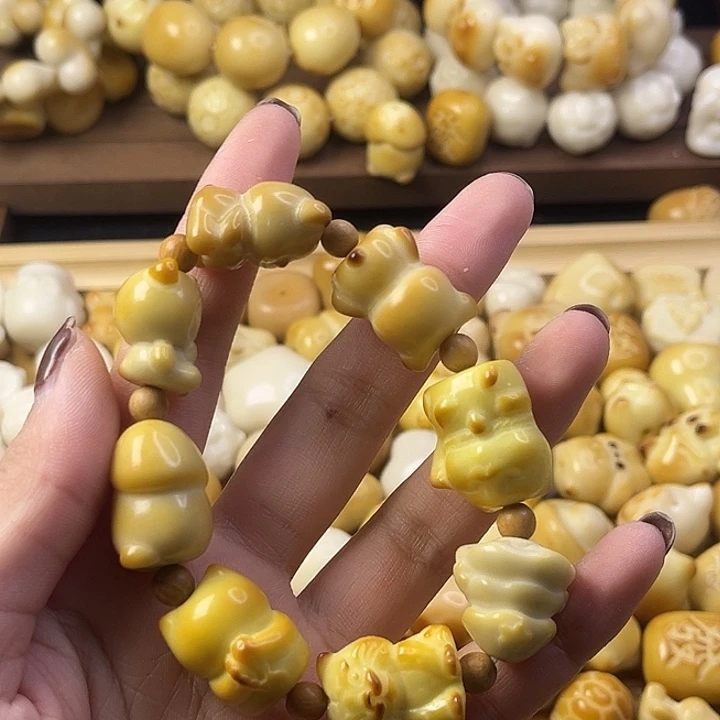 吊坠菩提根/象牙果微瑕多宝