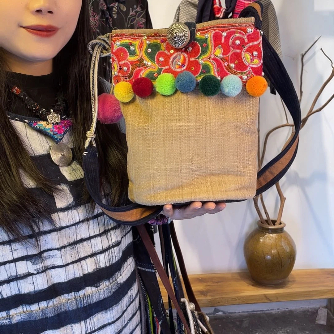 织绣手工制作工艺包包