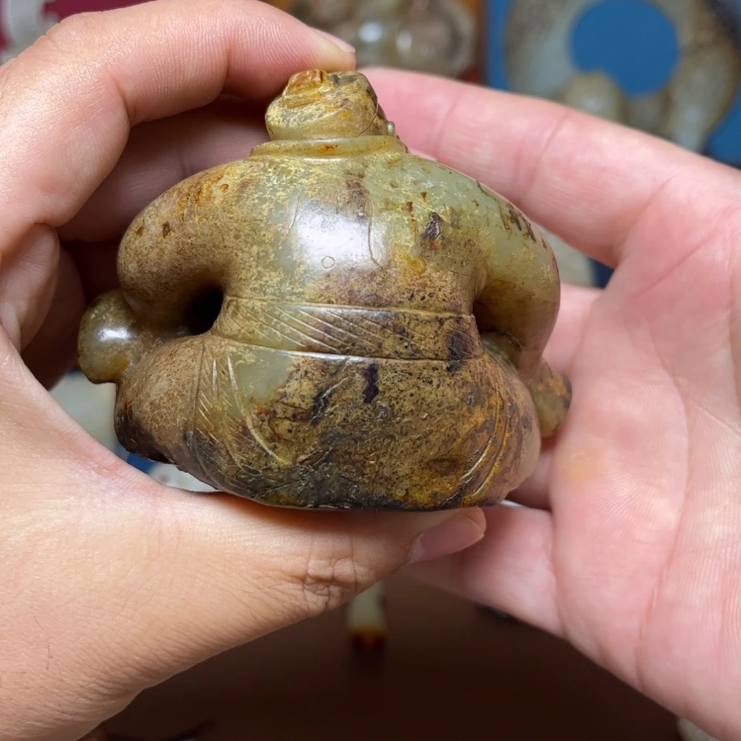 用***5和田玉未镶嵌挂件