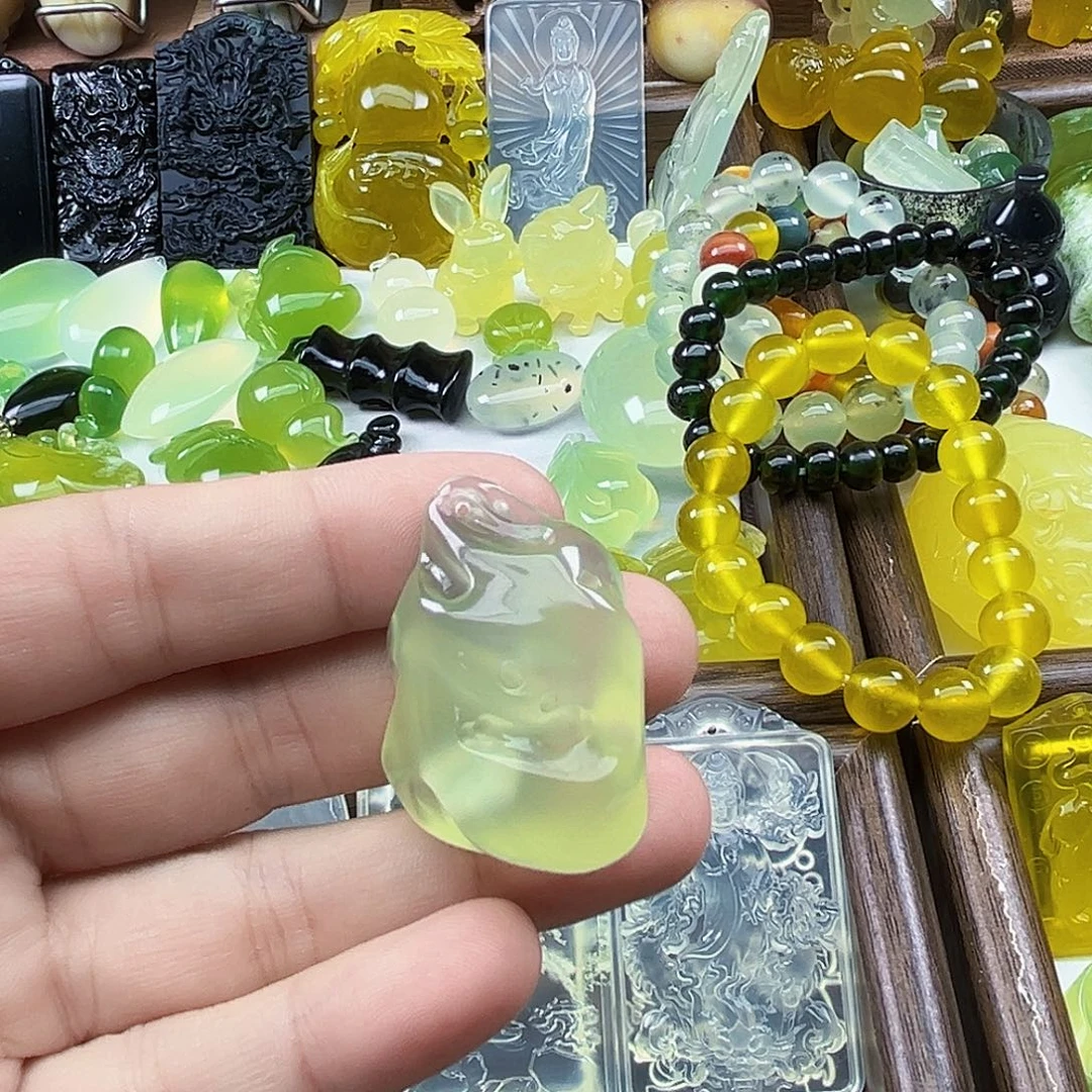 岫玉未镶嵌吊坠(不含链)