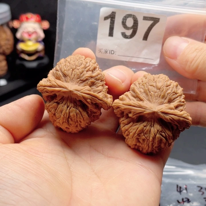 把件文玩核桃南疆有快黑40 41 34