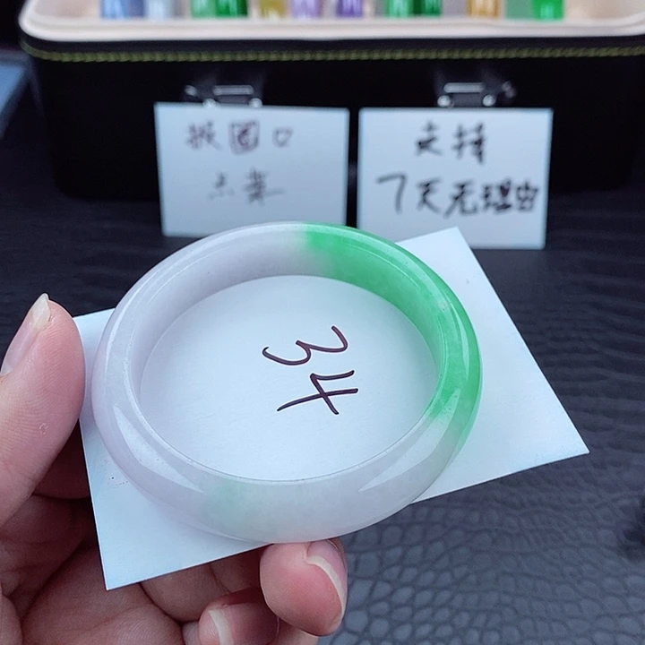 时尚潮流百搭手镯