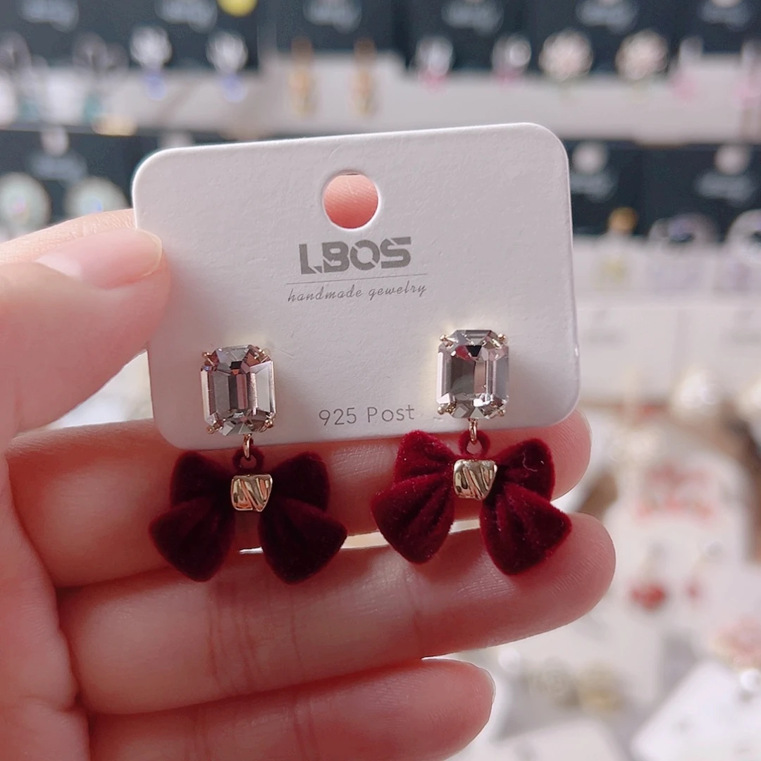 锆石纯铜合金耳环的