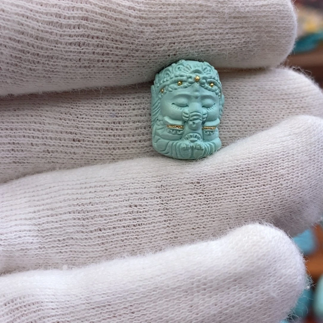 未镶嵌绿松石珠宝奇石