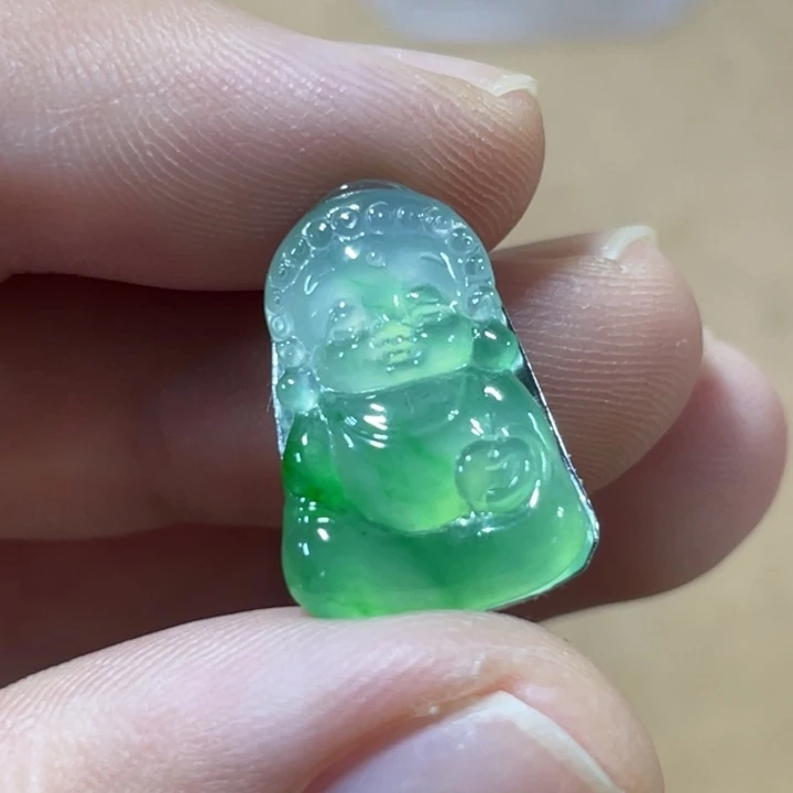定制翡翠未镶嵌宝宝佛