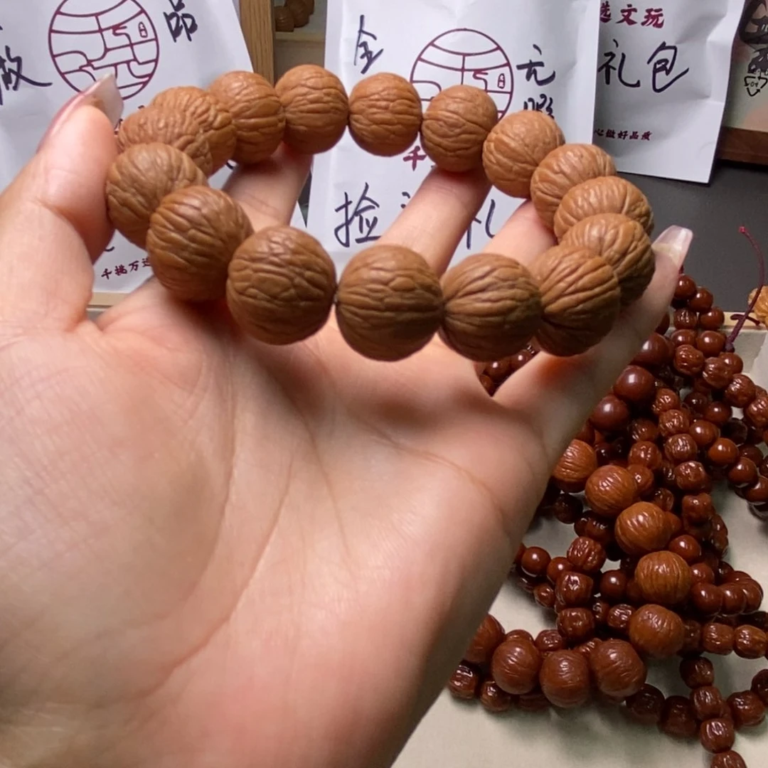 文玩核桃手串凤羽
