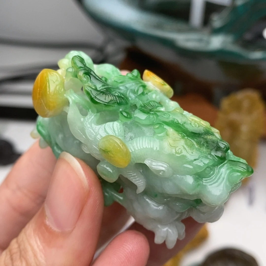 定制翡翠未镶嵌翡翠