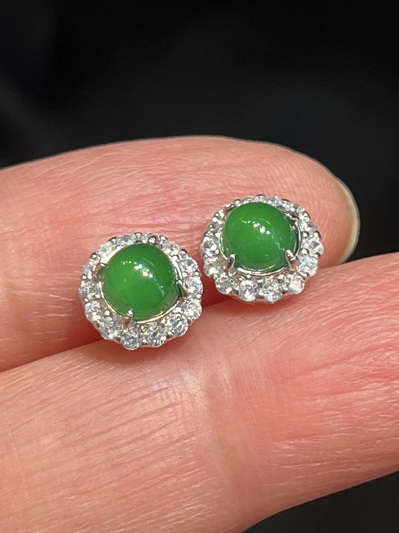 天然满色翡翠A货蛋面耳钉，国际S925银镶嵌