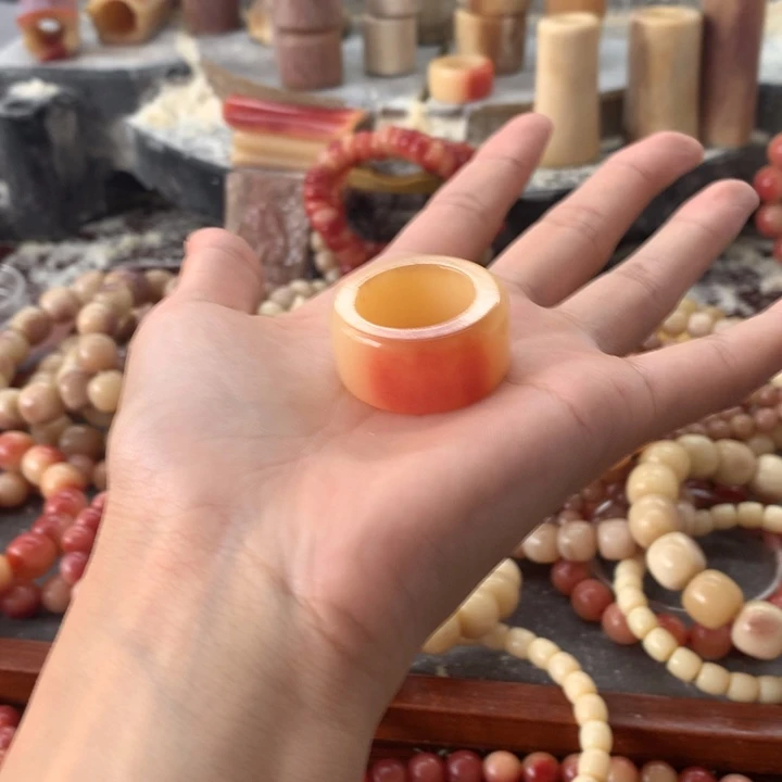 石英石铁合金戒指