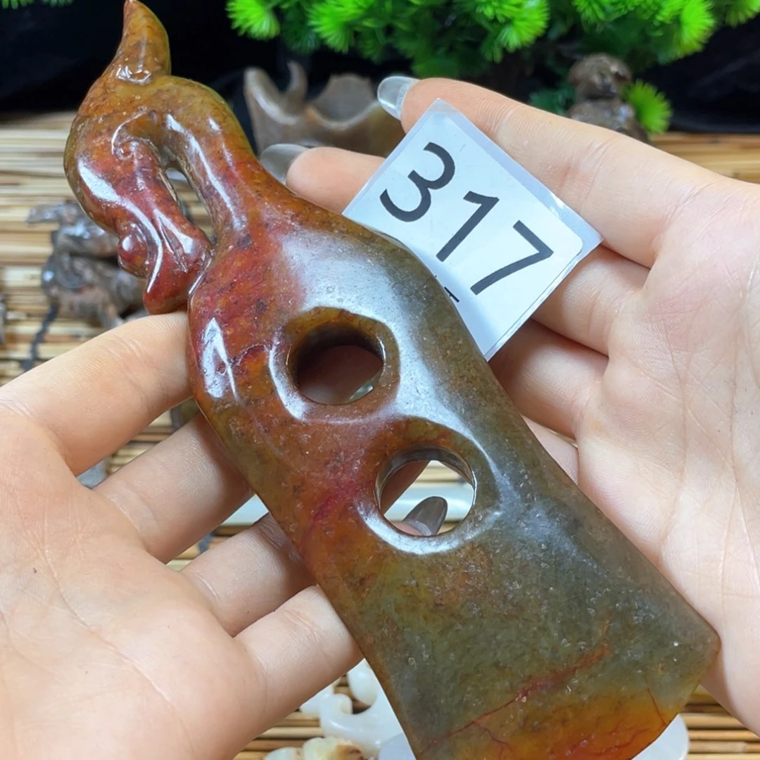 汉***刀和田玉未镶嵌颈饰