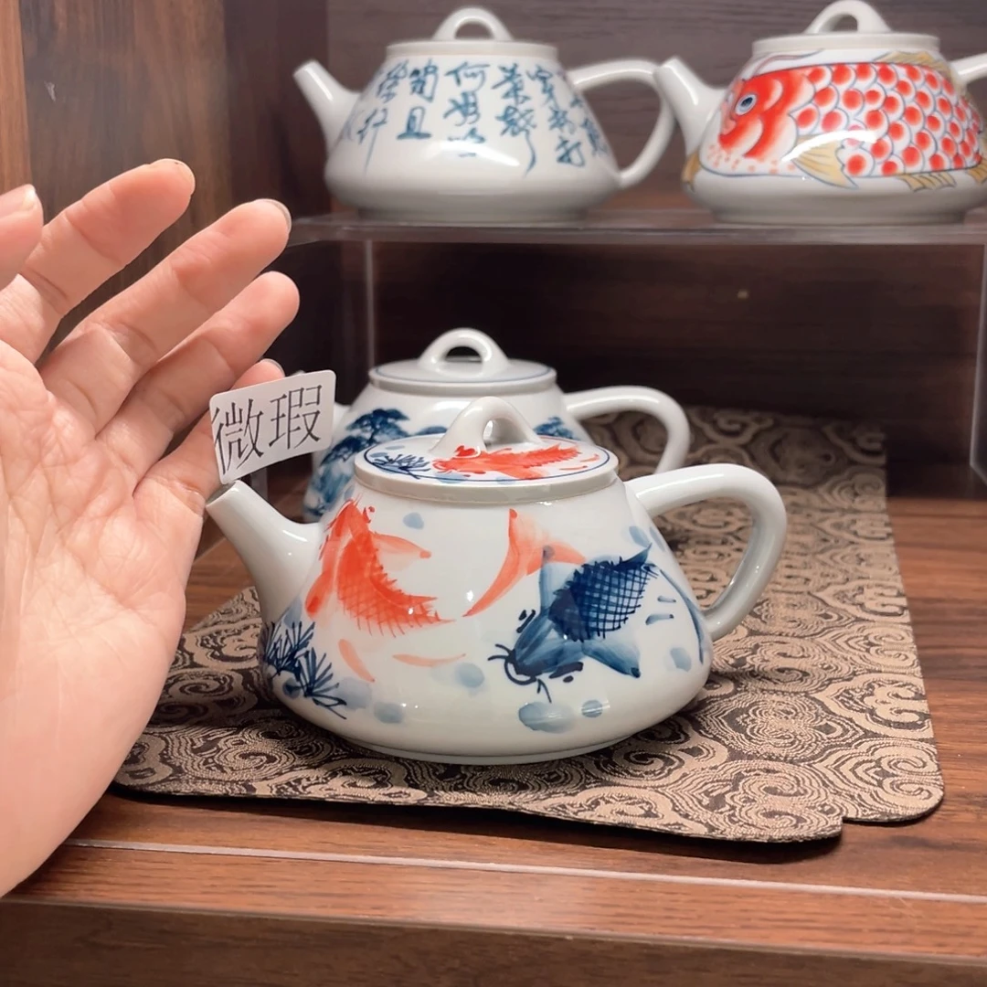 釉下手绘茶具微瑕