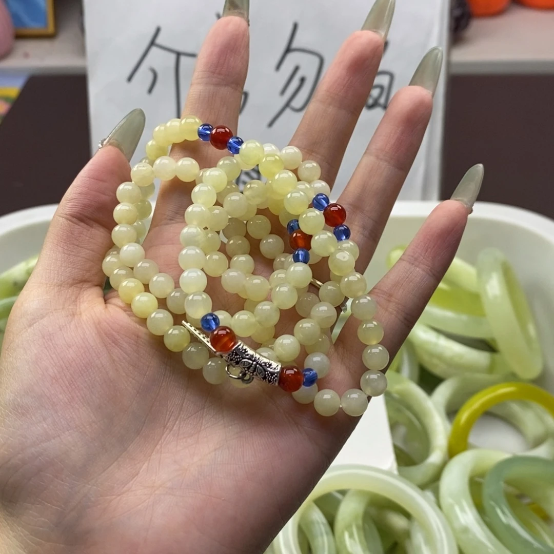 爱***肉蛇纹石玉未镶嵌手镯