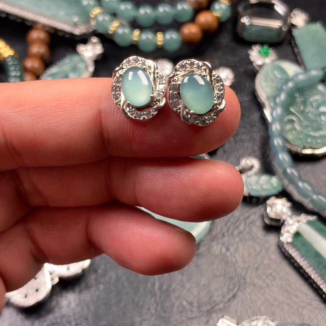 翡翠未镶嵌颈饰耳钉