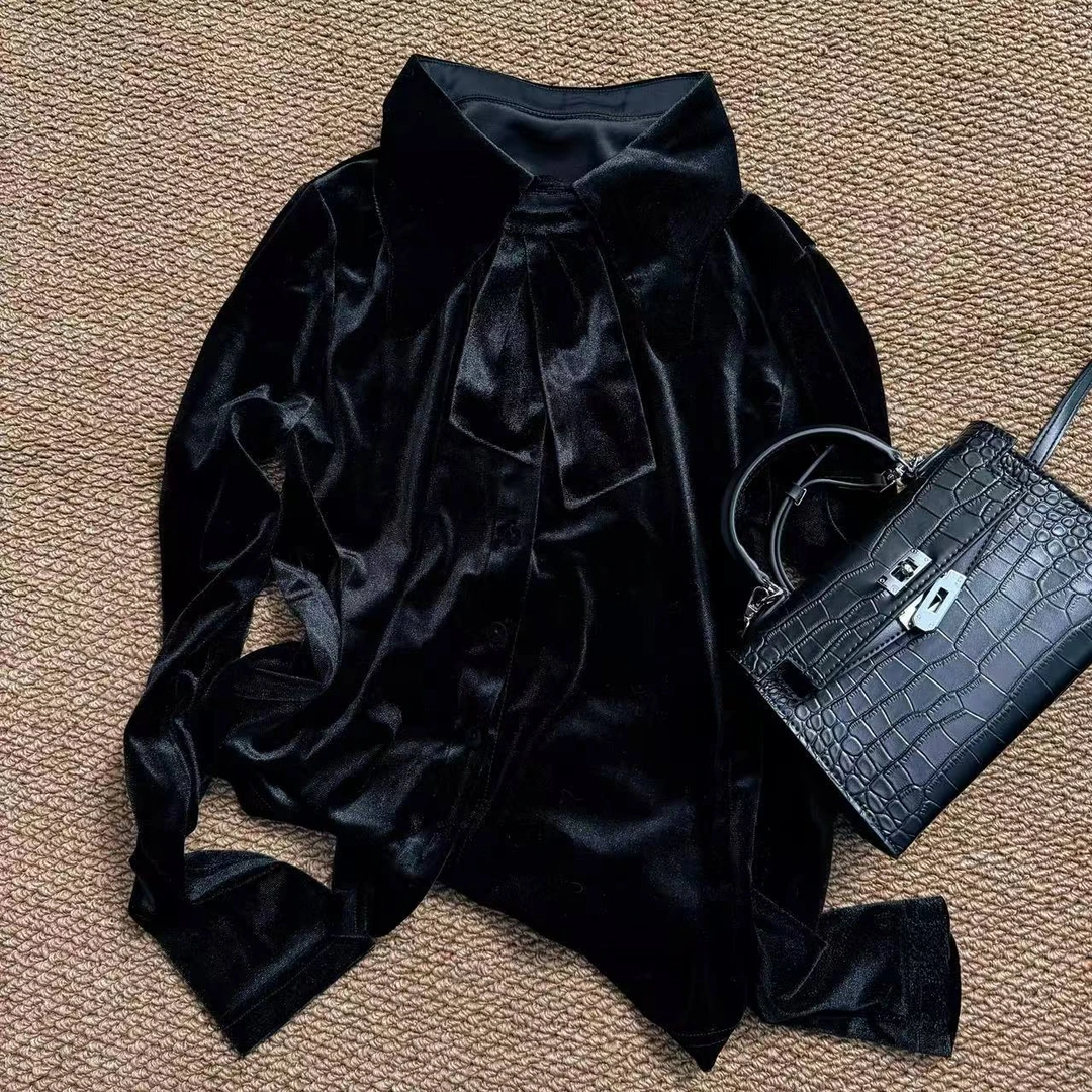 秋冬气质百搭丝绒蝴蝶结领丝绒上衣