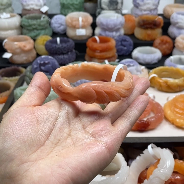 石英质玉未镶嵌手镯