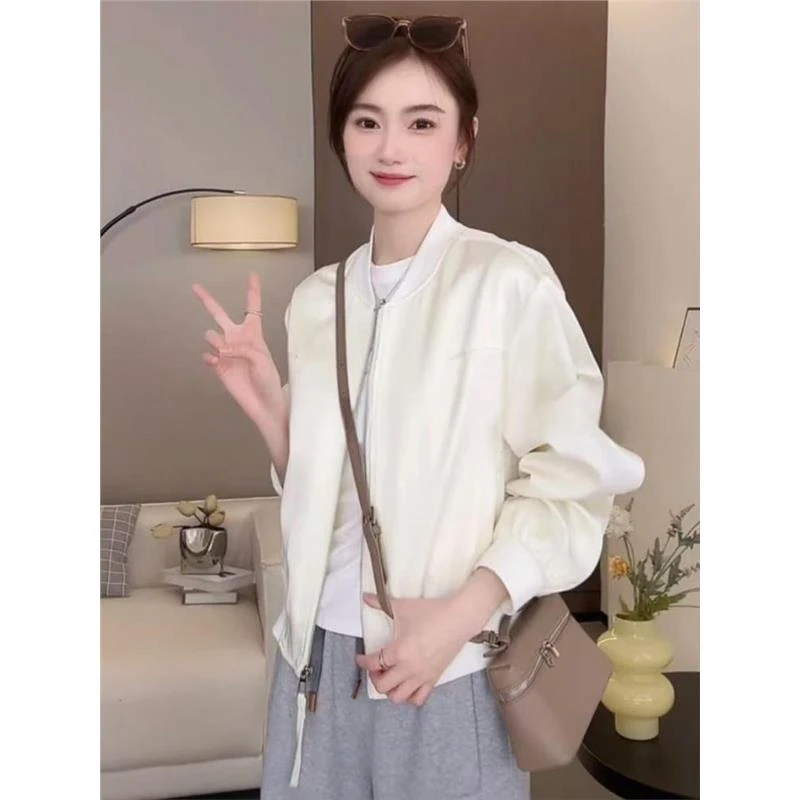 2025春秋新款女士白色休闲圆领短款棒球服外套宽松小个子夹克上衣