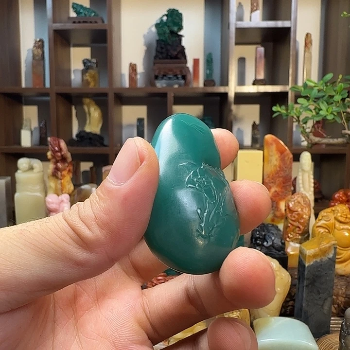 抖***米雅安绿