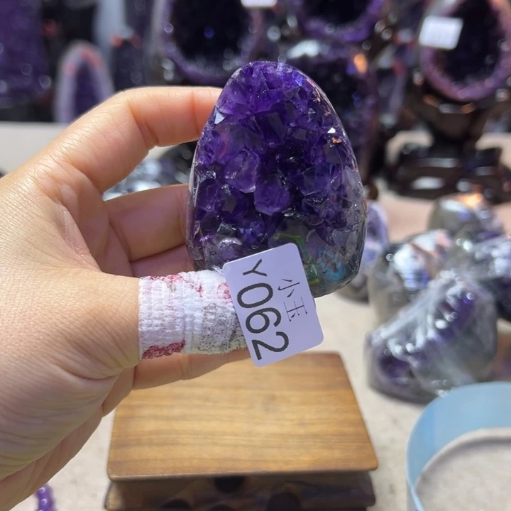 大型摆件（非配饰）未镶嵌水晶摆件