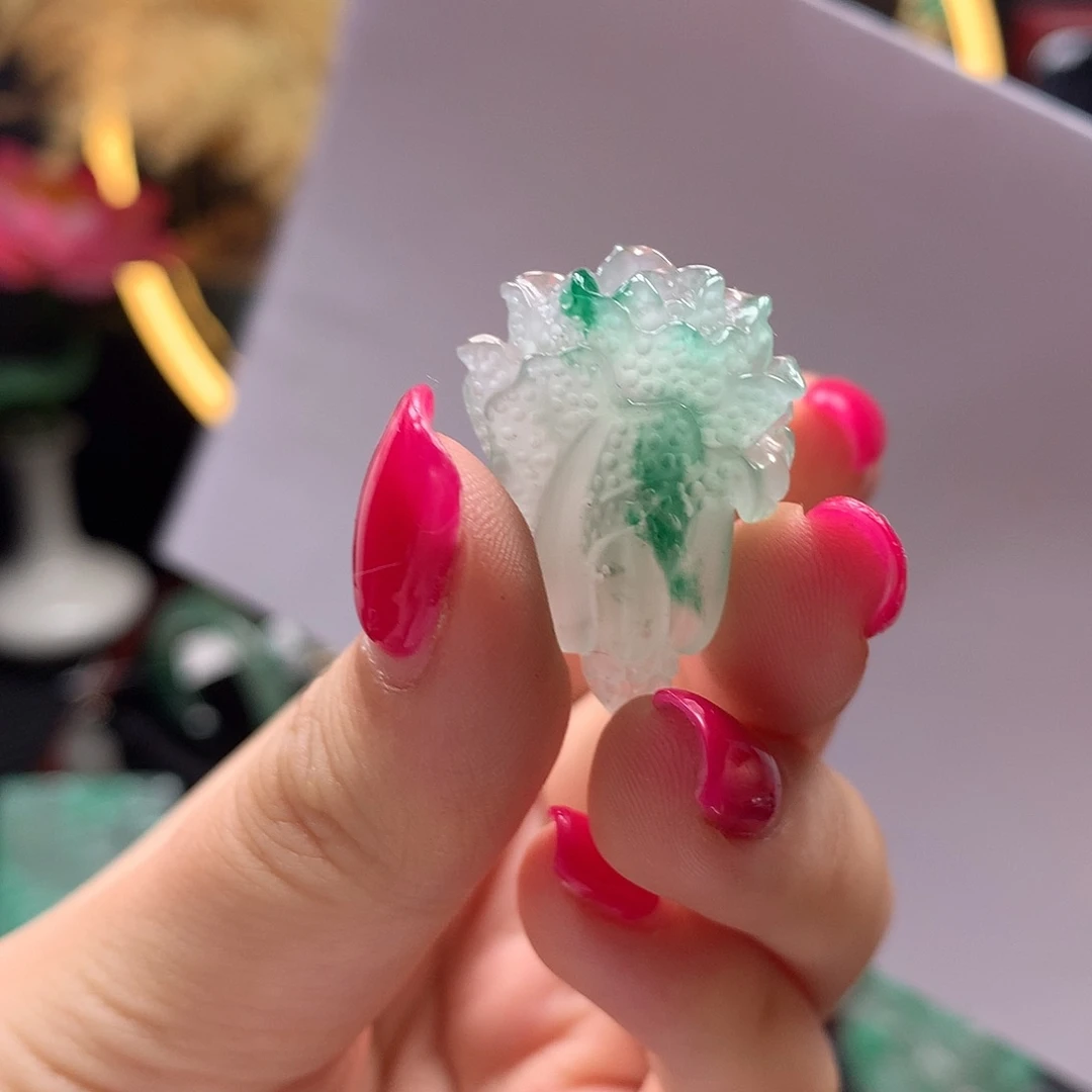 石英质玉吊坠未镶嵌