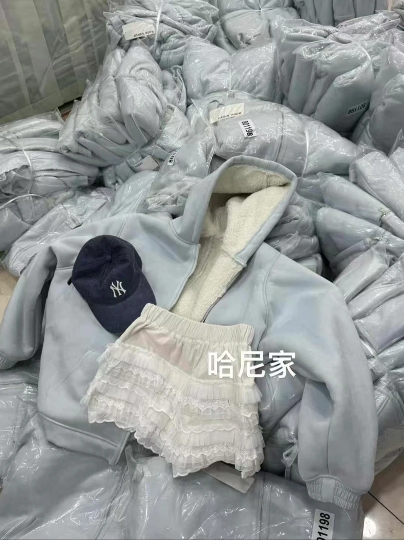 周日见 冬上新!连帽拉链时尚加绒百搭休闲卫衣外套