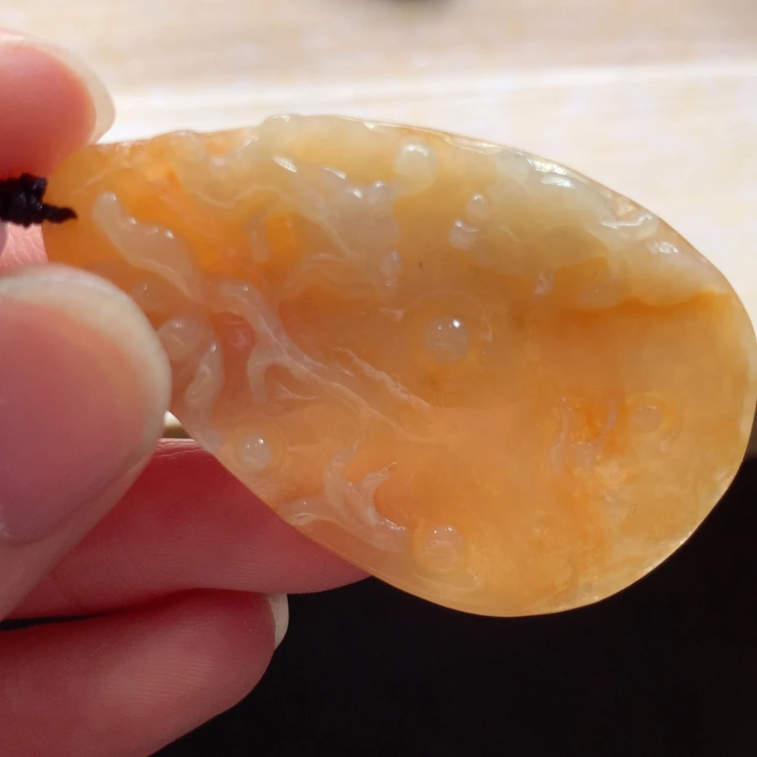 翡翠未镶嵌颈饰吊坠