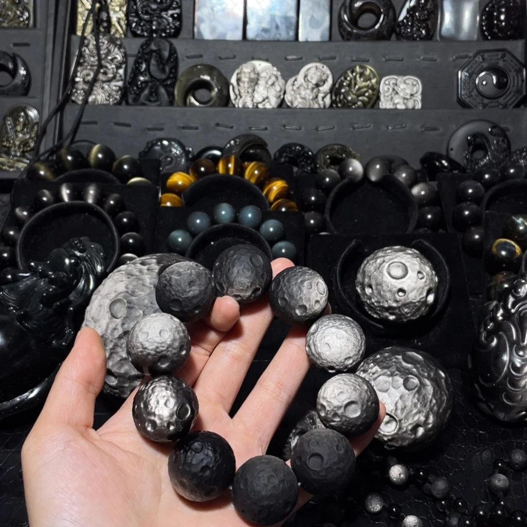 永***士黑曜岩未镶嵌珠宝奇石