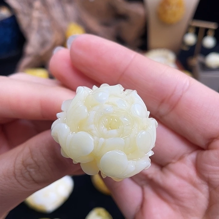 琥珀银S925镀金镶嵌珠宝奇石