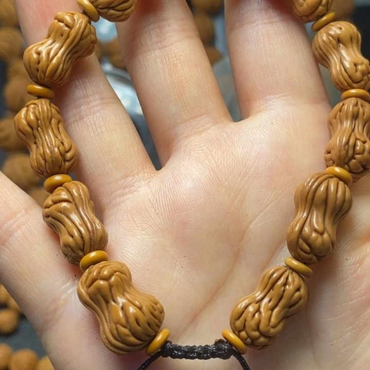 桃核吊坠秦岭山野生桃核