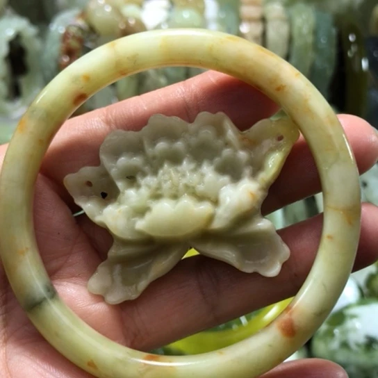 未镶嵌岫玉手镯59.60