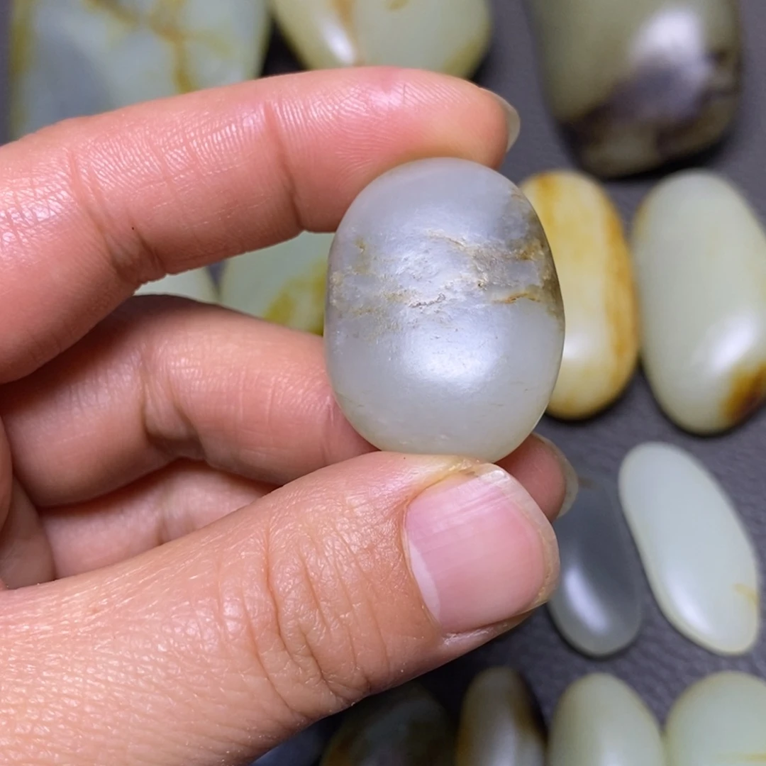 和田玉（糖玉）未镶嵌挂件