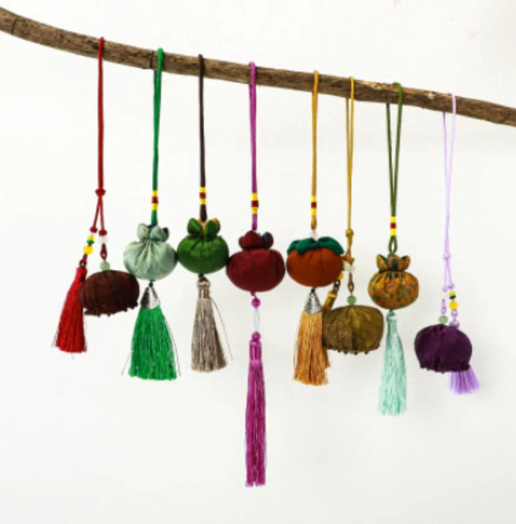 品牌新款桑蚕丝艾草香囊国风挂饰52004