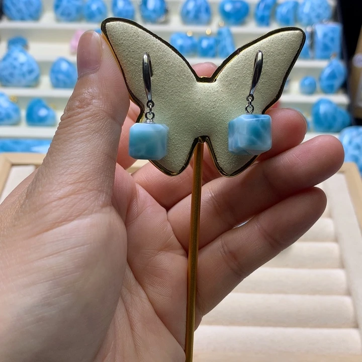 银S925镶嵌针钠钙石（海纹石）耳饰