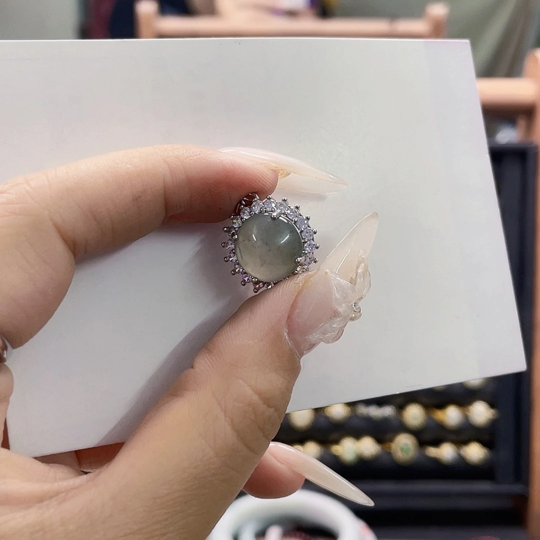 翡翠未镶嵌颈饰天然翡翠Ａ货