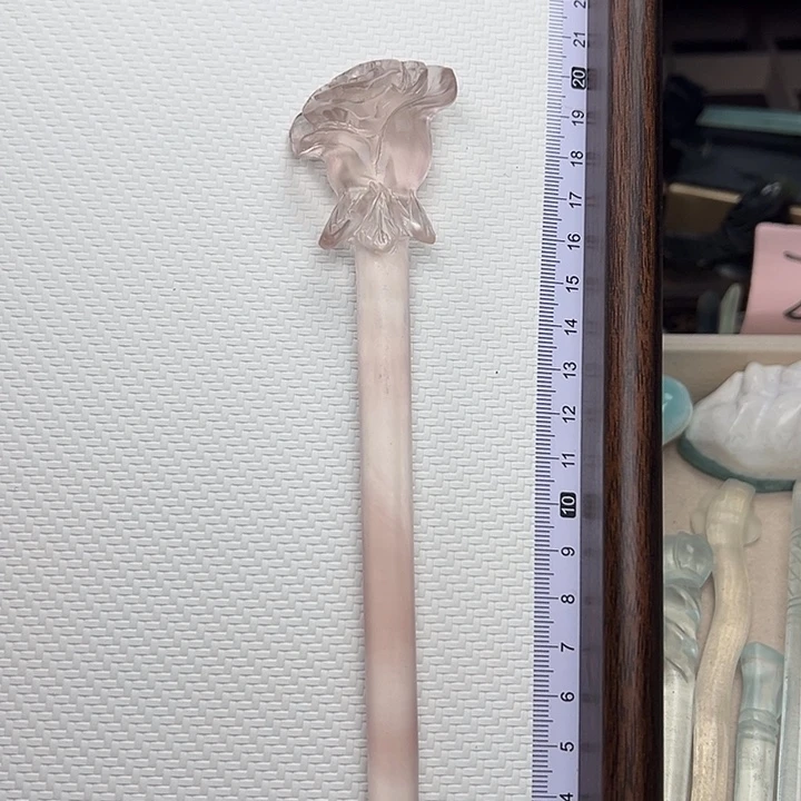 蛇纹石玉未镶嵌发簪玫瑰