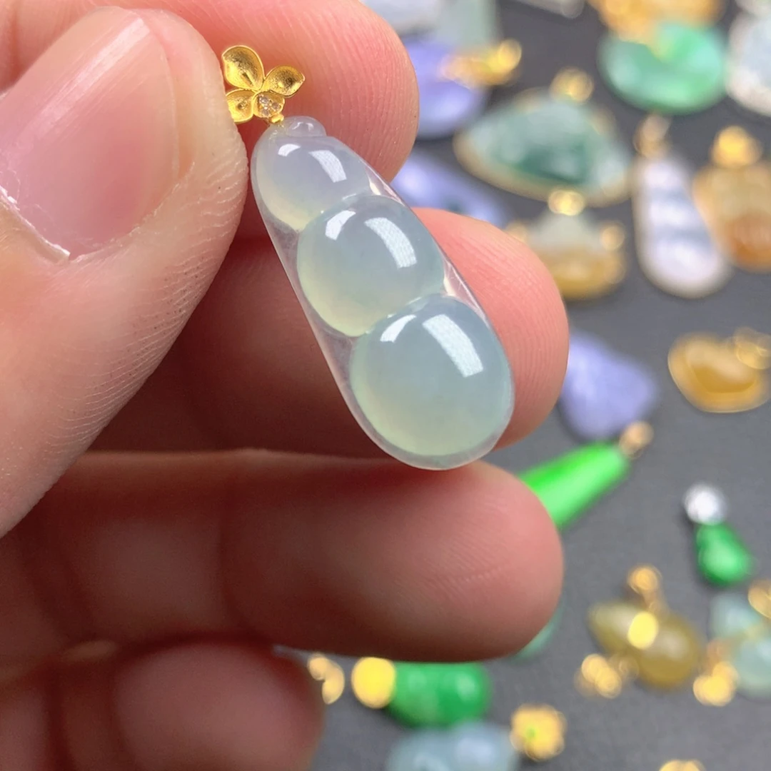 【闪购商品】颈饰18K金镶嵌翡翠翡翠