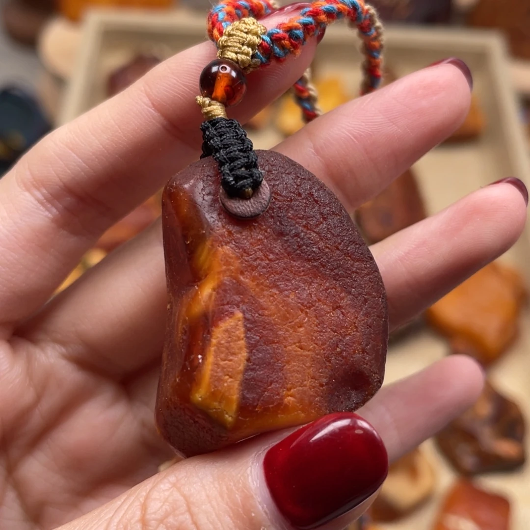 琥珀未镶嵌珠宝奇石