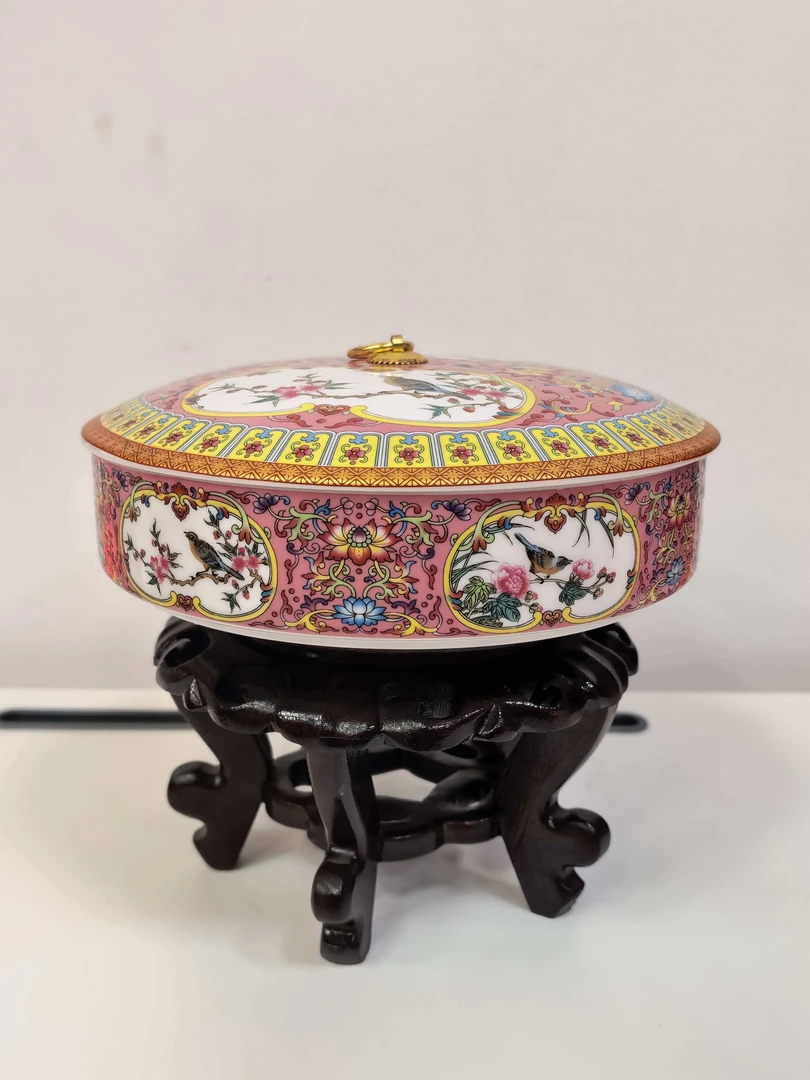 粉色珐琅花鸟果盘