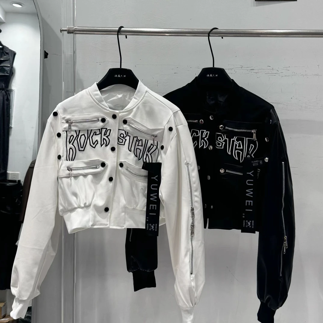 2025秋季新款刺绣字母拉链重工艺时尚小众拼皮短款机车外套