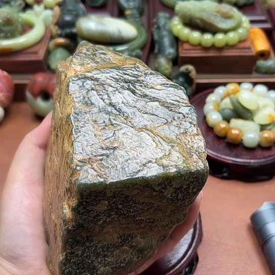 油***鹌未镶嵌和田玉珠宝奇石