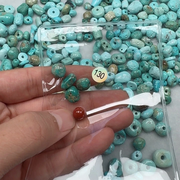 南红玛瑙未镶嵌珠宝奇石