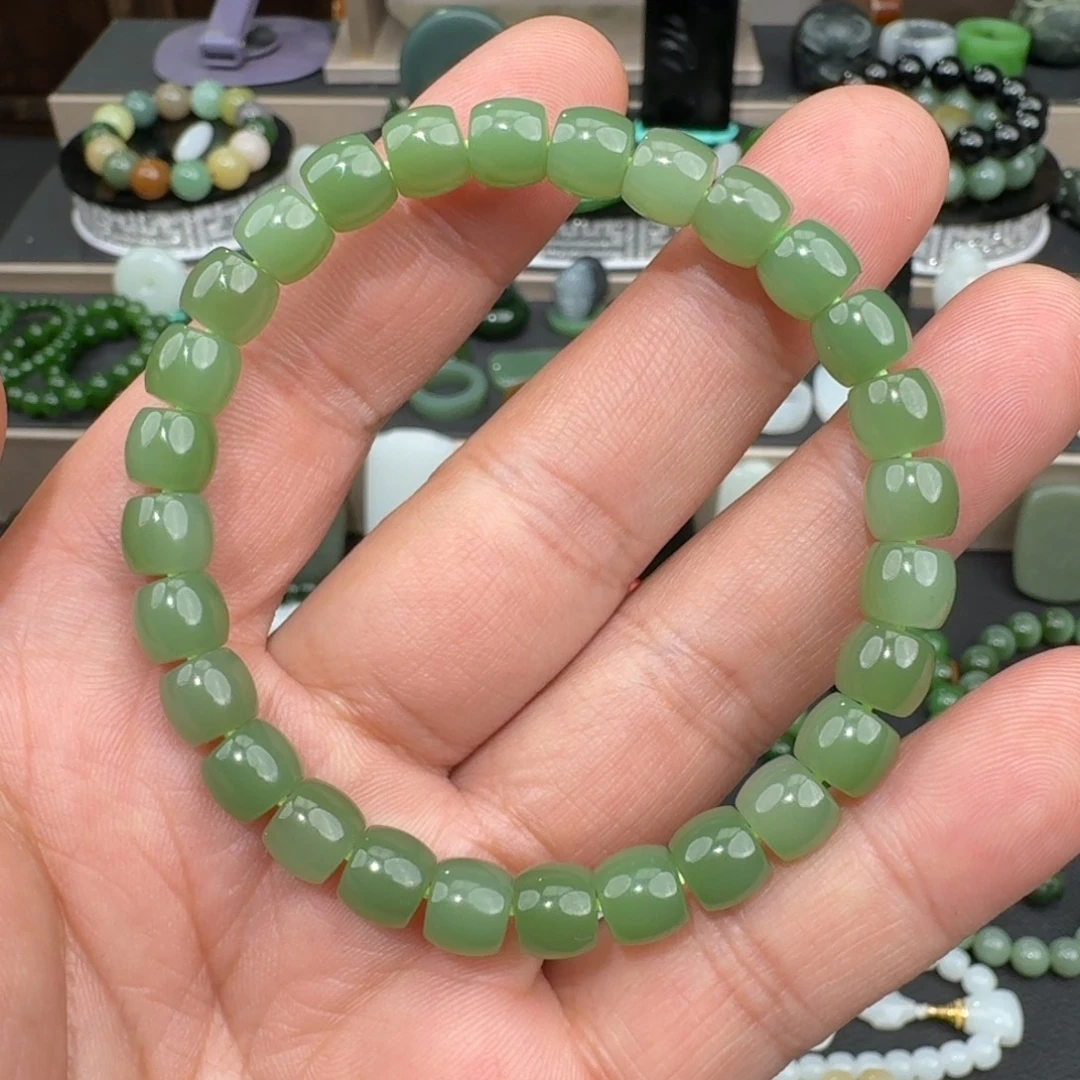 和田玉（碧玉）未镶嵌手链