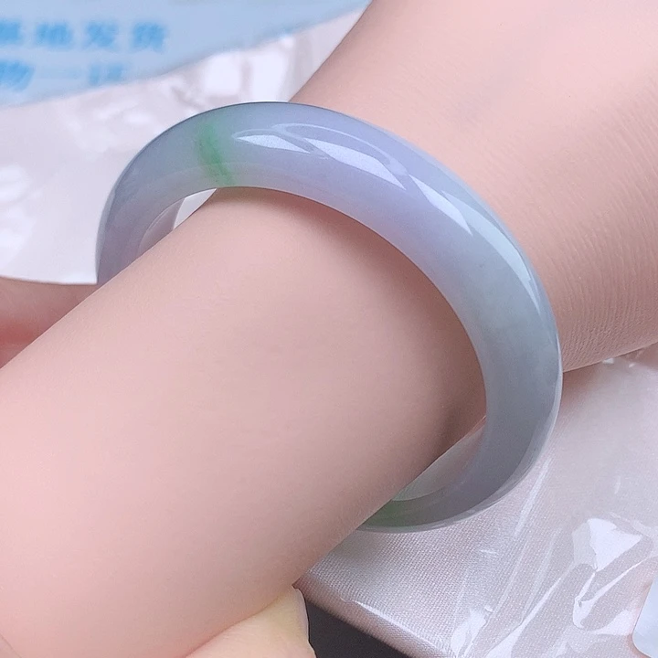 未镶嵌手镯翡翠天然