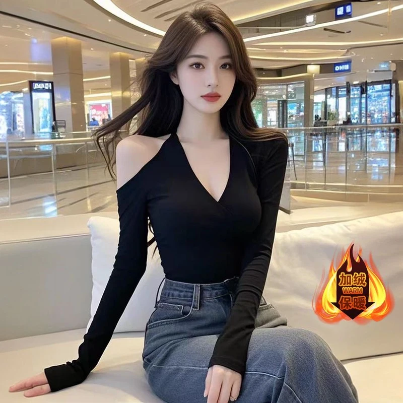 性感短款辣妹露肩上衣气质长袖打底黑色t恤修身挂脖设计秋冬别致