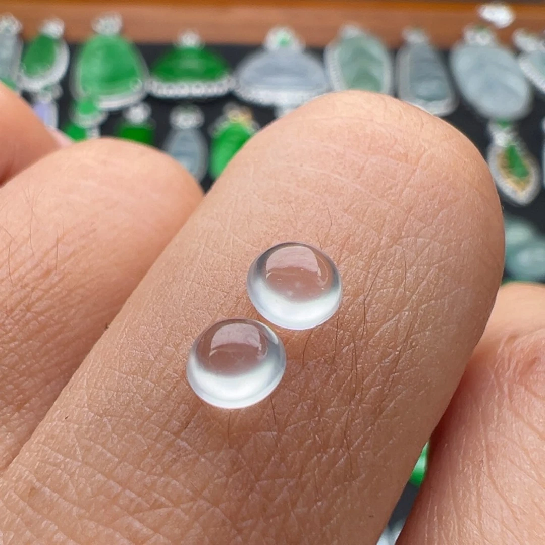 翡翠未镶嵌颈饰蛋4.4