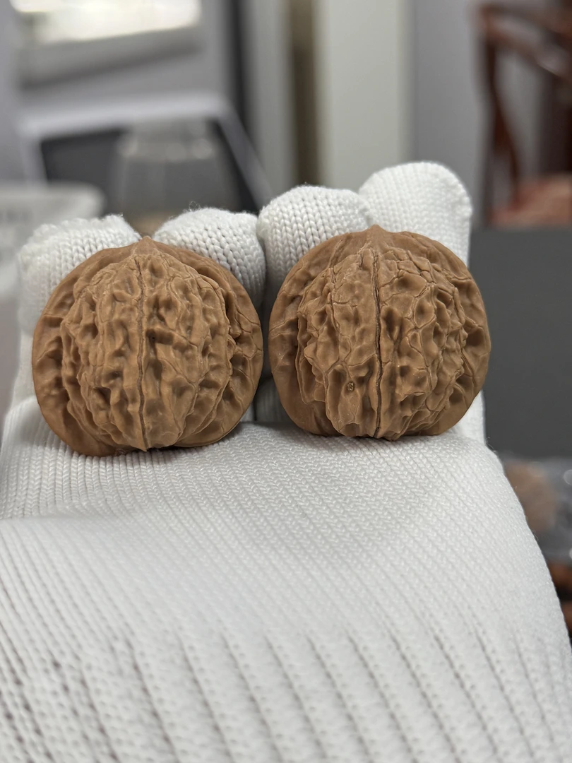 文玩核桃直播间专属福利  随机发放  以直播间实物为准