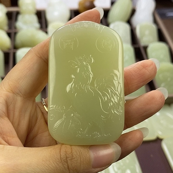 昆仑石双面鸡守护